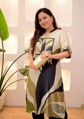 Premium Digital Printed Kurti Set with Handwork Neckline – Trendy & Festive